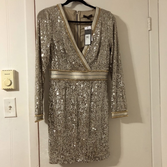 Guess Dresses & Skirts - Gold dress 💛